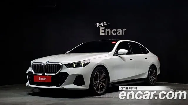 BMW 5 серии 2025 thumb 7