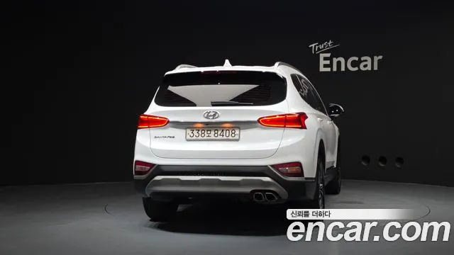 Hyundai Santa Fe 2019 thumb 11