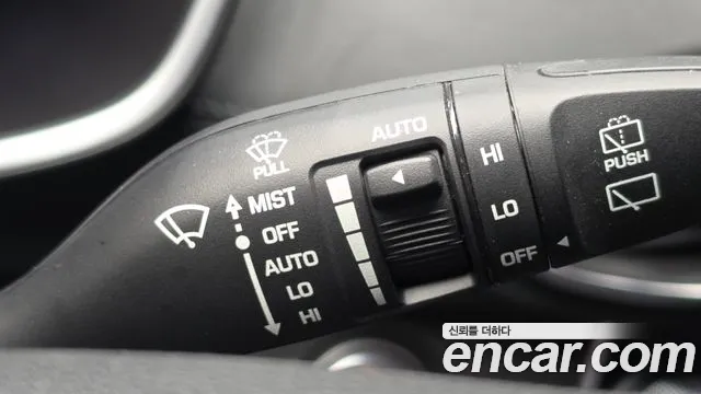 Hyundai Santa Fe 2019 thumb 7