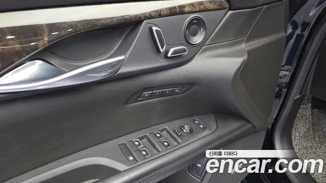 Cadillac CT6 2018 thumb 11