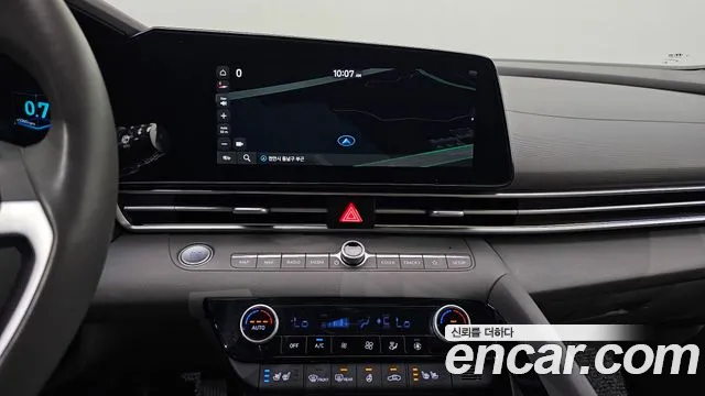 Hyundai Elantra 2022 thumb 7