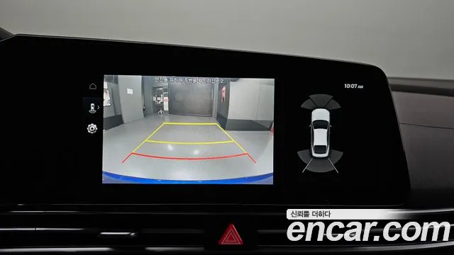 Hyundai Elantra 2022 thumb 2