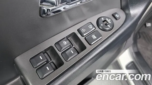 Kia Sportage 2011 thumb 11