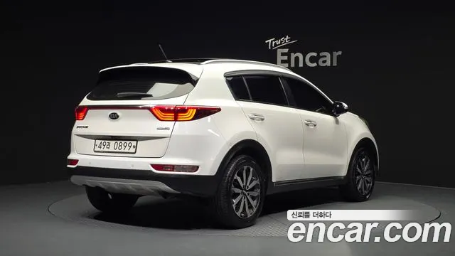 Kia Sportage 2015 thumb 9