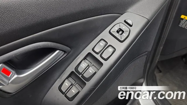 Hyundai Tucson 2014 thumb 12