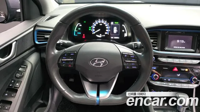 Hyundai Ioniq Hybrid 2018 thumb 2