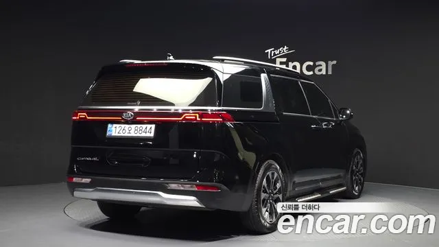 Kia Carnival 2020 thumb 7