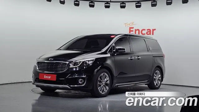 Kia Carnival 2017 thumb 4