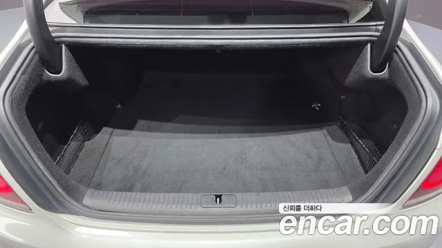 Kia K9 2019 thumb 10