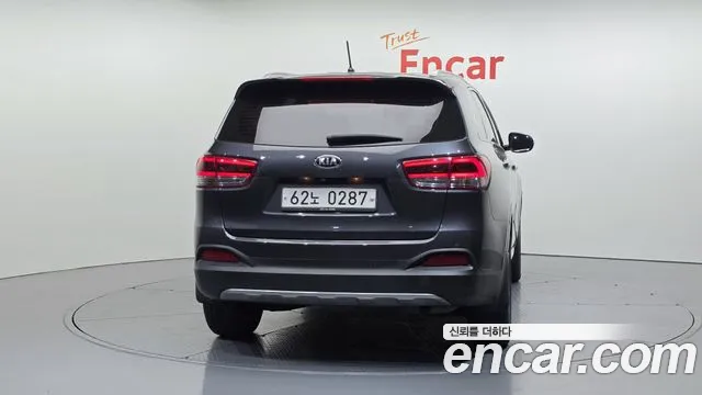 Kia Sorento 2016 thumb 6