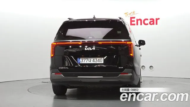 Kia Carnival 2024 thumb 10