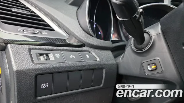 Hyundai Санта Фе 2012 thumb 3