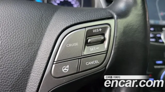 Hyundai Санта Фе 2012 thumb 4