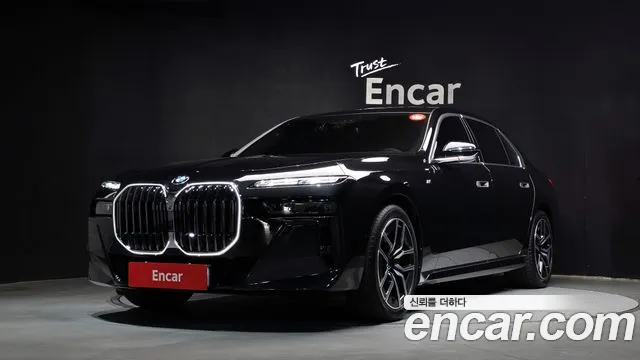 BMW 7 серии 2025 thumb 11