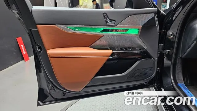BMW 7 серии 2025 thumb 12