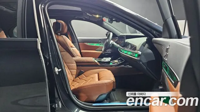 BMW 7 серии 2025 thumb 4