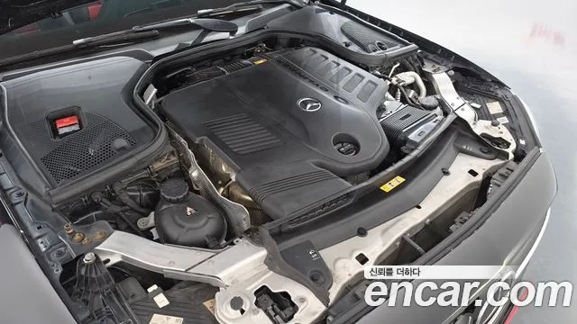 Mercedes-Benz E-Class 2021 thumb 5