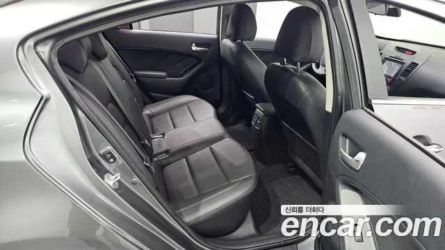 Kia K3 2015 thumb 12