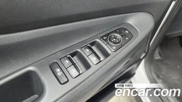 Hyundai Santa Fe 2020 thumb 7