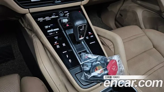 Porsche Cayenne 2020 thumb 3