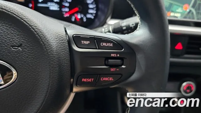 Kia Morning 2018 thumb 11