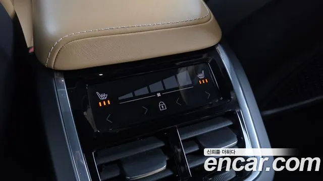 Volvo XC60 2020 thumb 11