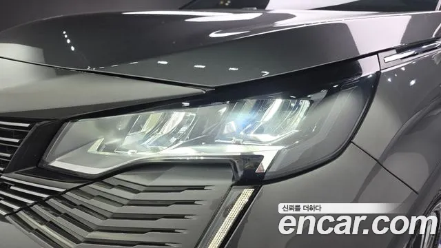 Peugeot 5008 2022 thumb 11