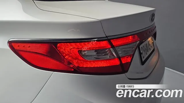 Hyundai Grandeur 2015 thumb 12