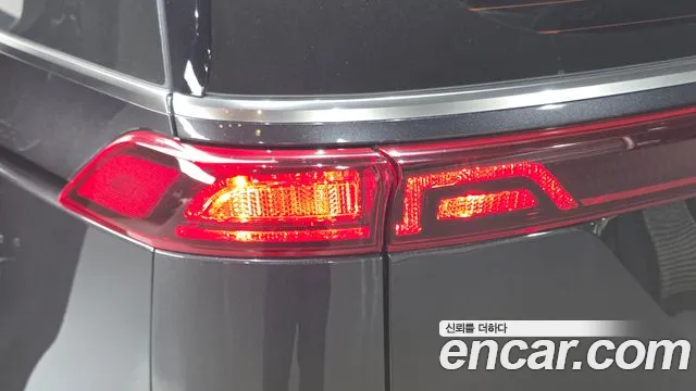 Kia Carnival 2022 thumb 6