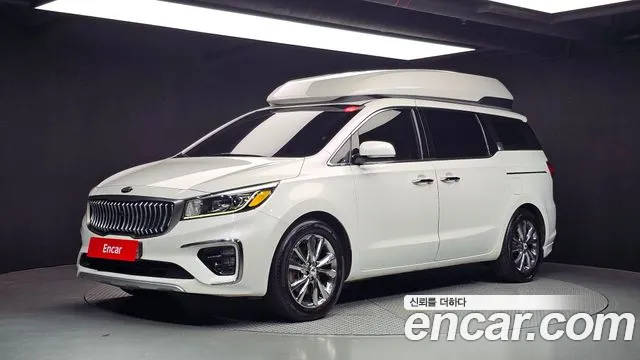 Kia Carnival 2019 thumb 4