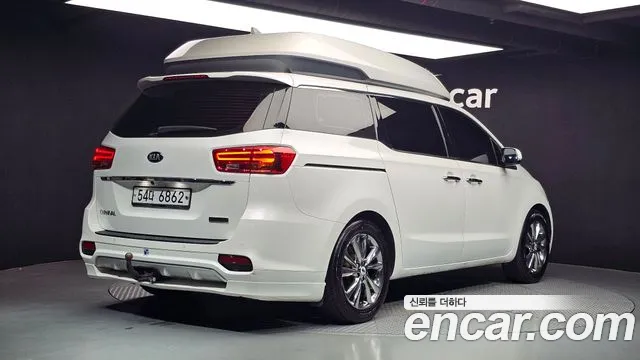 Kia Carnival 2019 thumb 5