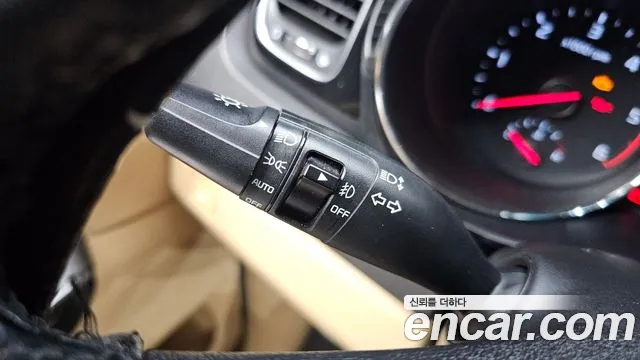 Kia Carnival 2019 thumb 7