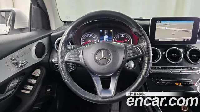Mercedes-Benz GLC 2018 thumb 6
