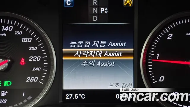 Mercedes-Benz GLC 2018 thumb 9
