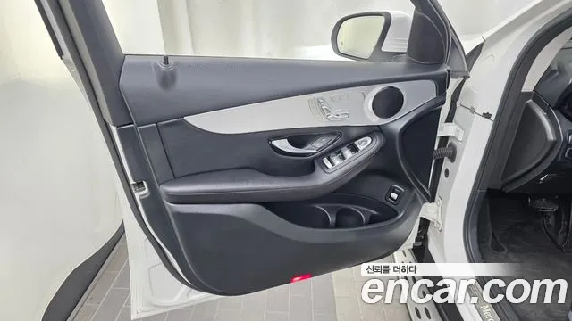 Mercedes-Benz GLC 2018 thumb 2