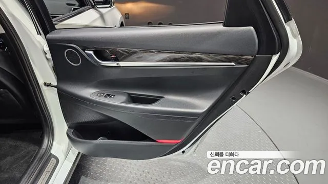 Hyundai Grandeur 2018 thumb 8