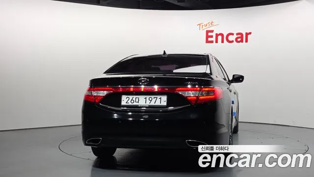 Hyundai Grandeur 2014 thumb 4