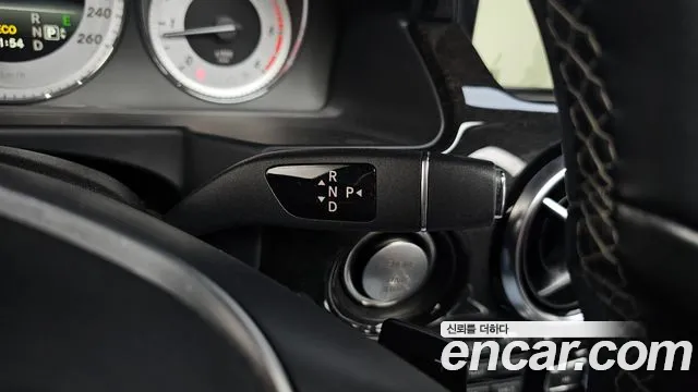 Mercedes-Benz GLC-Класс 2014 thumb 9