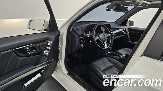 Mercedes-Benz GLC-Класс 2014 thumb 5