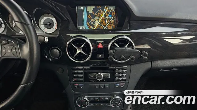 Mercedes-Benz GLC-Класс 2014 thumb 10