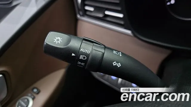 Hyundai Staria 2019 thumb 4