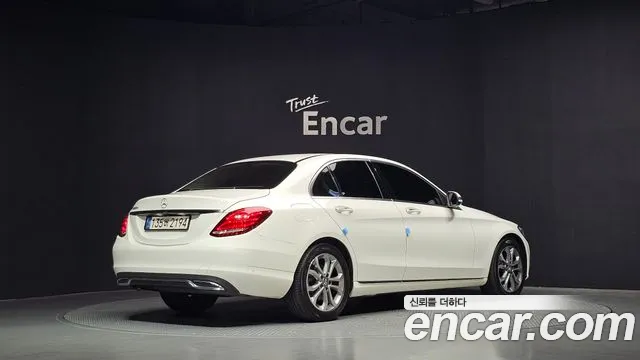 Mercedes-Benz C-Class 2015 thumb 5