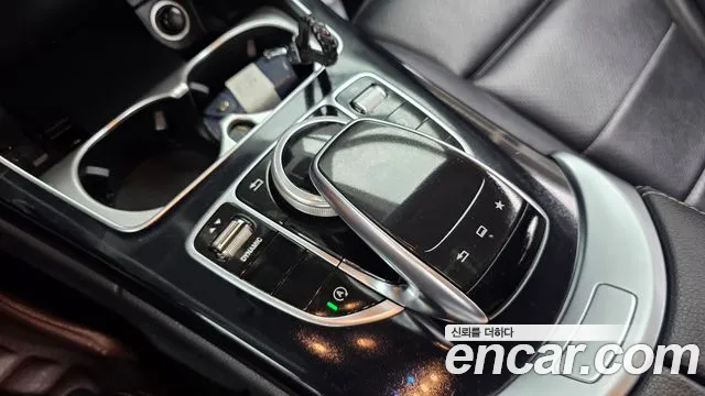 Mercedes-Benz C-Class 2015 thumb 11