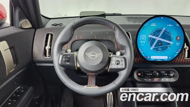 Mini Cooper 2024 thumb 2