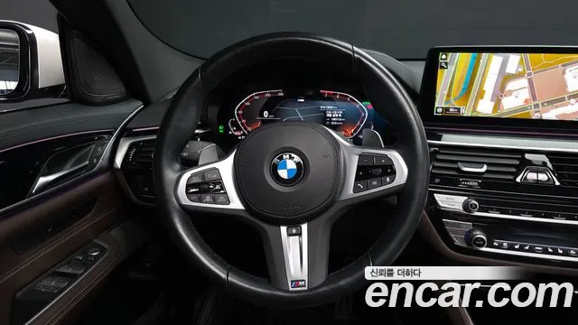 BMW 6 серии Gran Turismo 2023 thumb 4