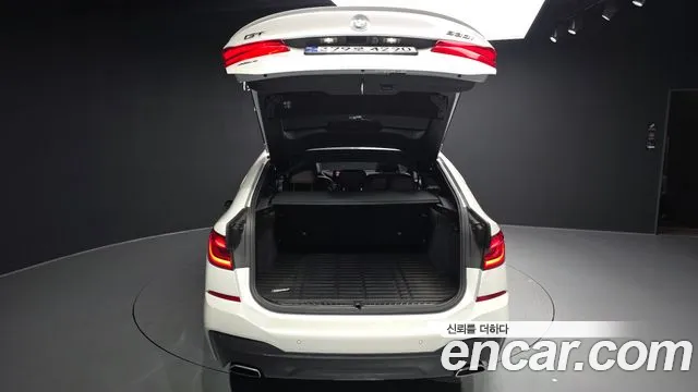 BMW 6 серии Gran Turismo 2023 thumb 3