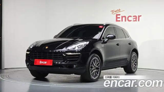 Porsche Macan 2016 thumb 9