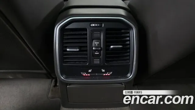 Porsche Macan 2016 thumb 7