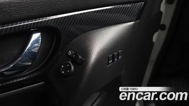Nissan X-Trail 2018 thumb 10