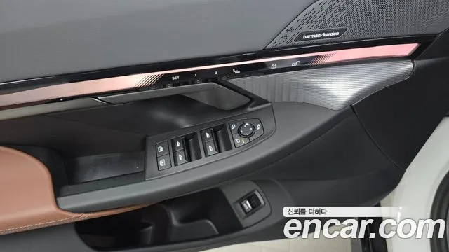 BMW 5 серии 2025 thumb 9